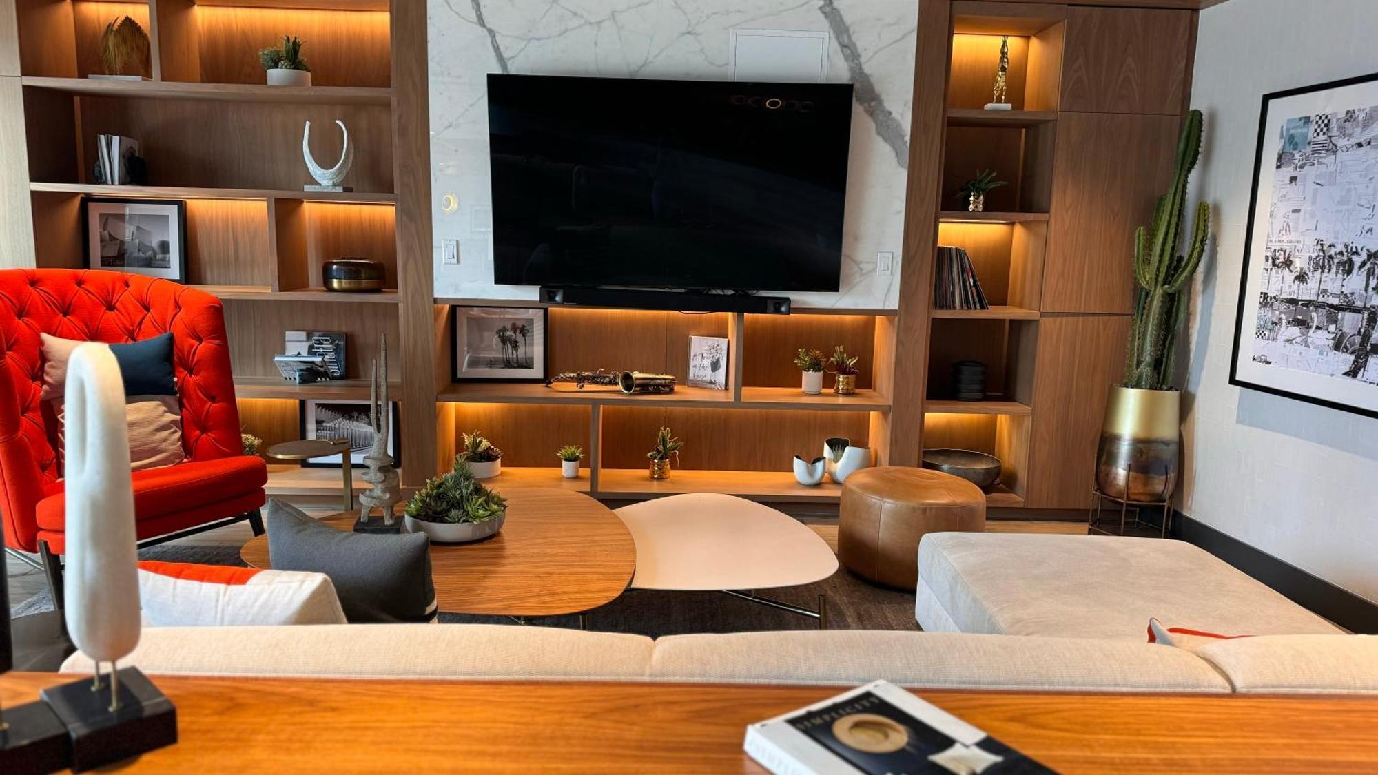 Wallace Luxurious - Los Angeles — Photos 1